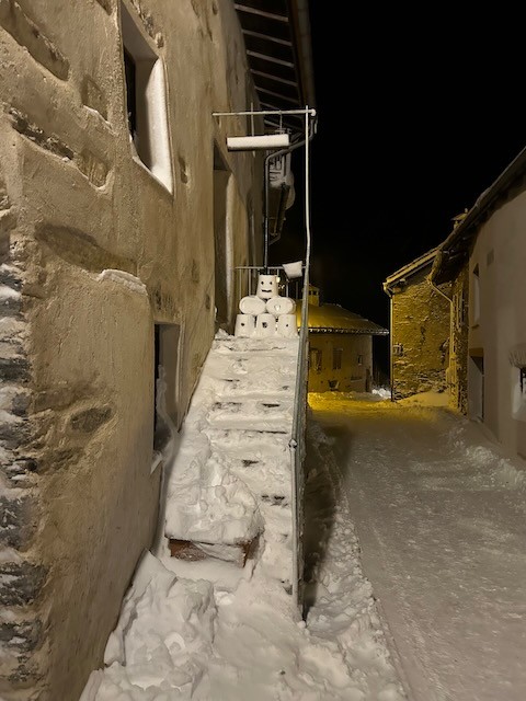 2024 12 bonhommeneige2