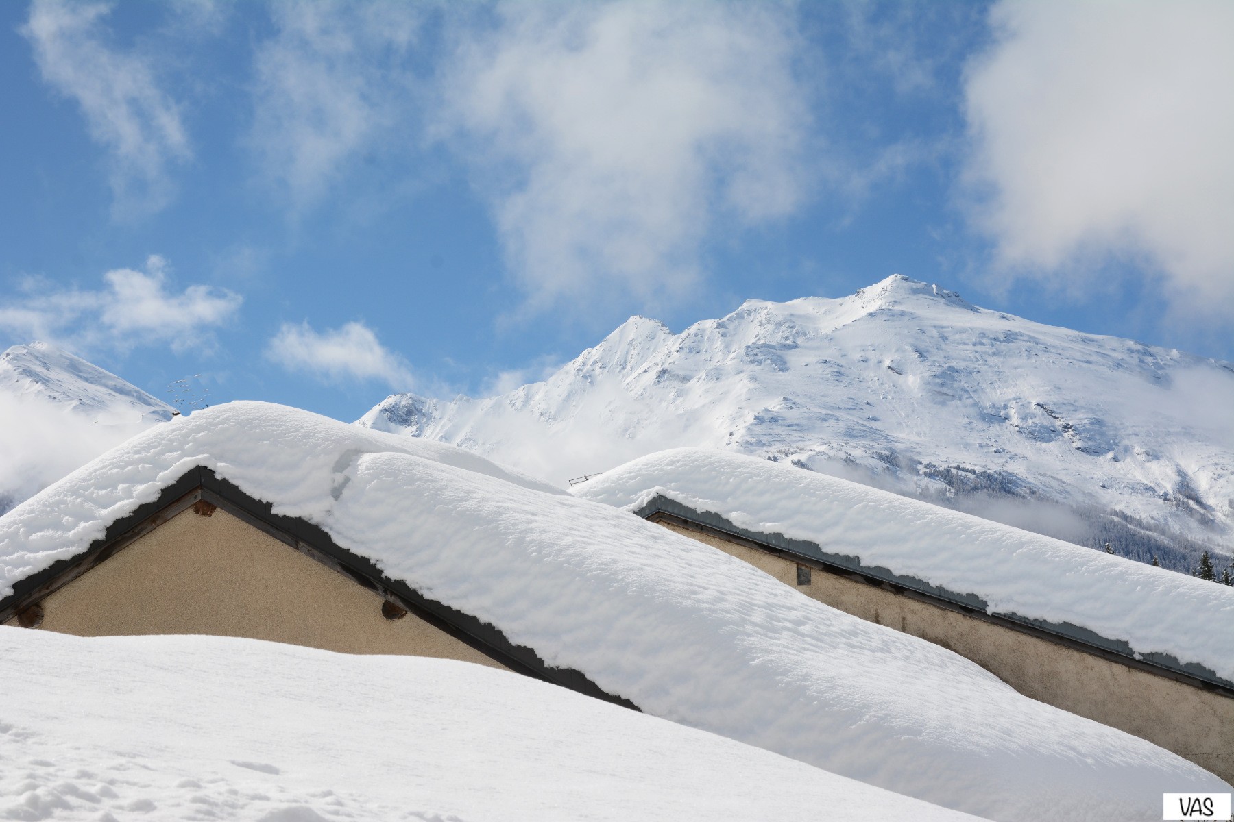2504 ToitNeige