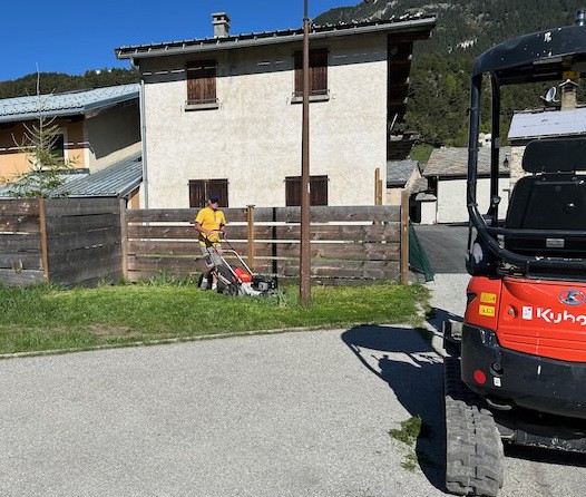 2505 Montage Panneau 3