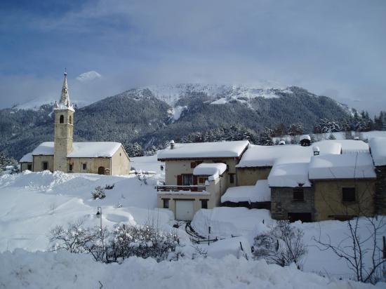 sardières et son église saint laurent