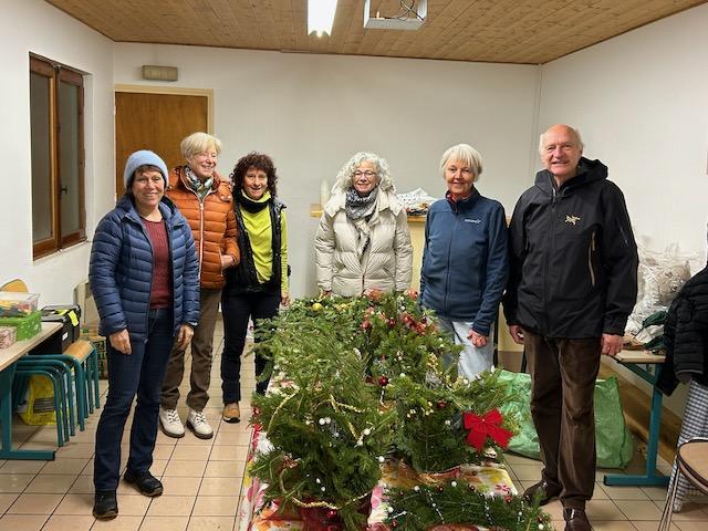 2024 12 24 equipe couronne noel